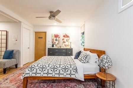 Cozy Private Apt Near Downtown برلينغتون المظهر الخارجي الصورة