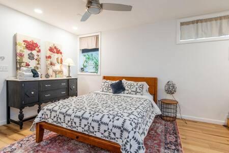 Cozy Private Apt Near Downtown برلينغتون المظهر الخارجي الصورة